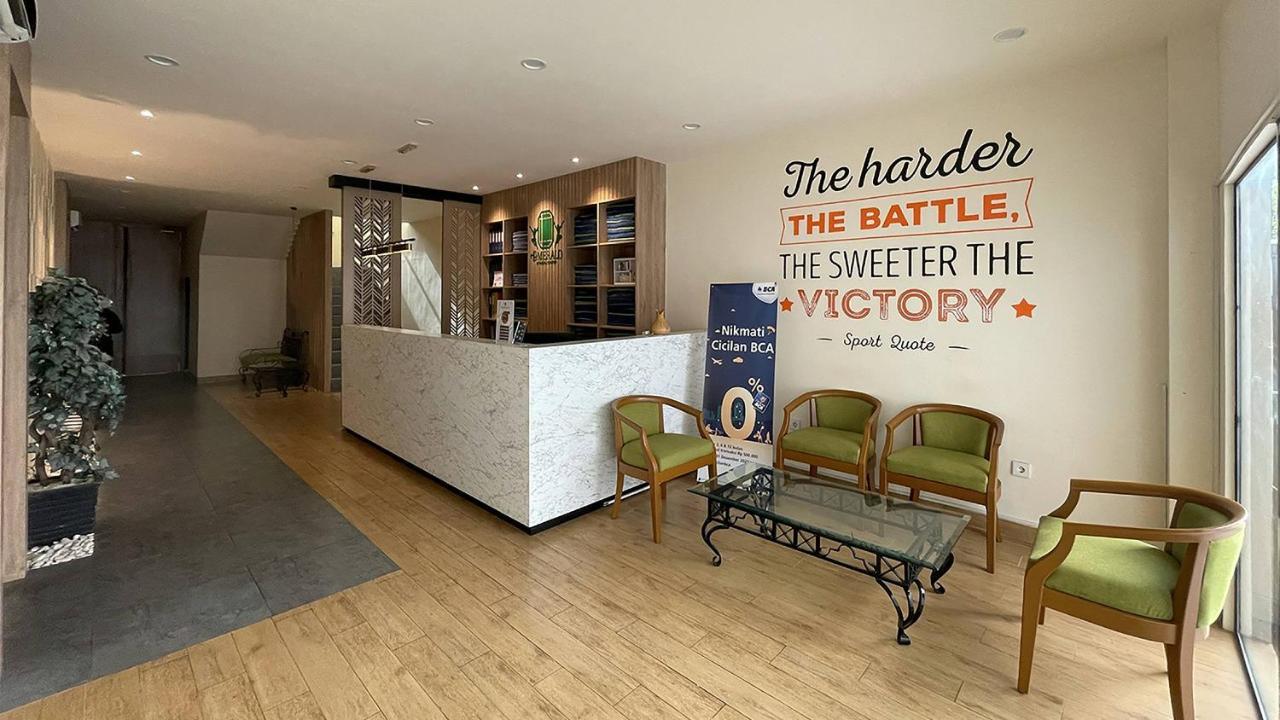 Emerald Garden International Hotel Medan Exterior foto